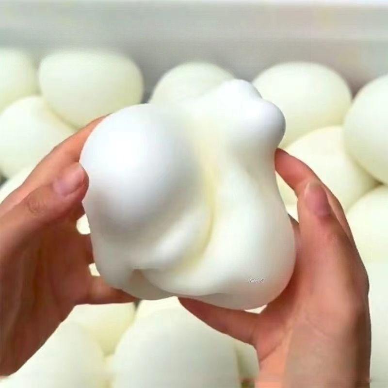 Novelty Gifts - Bola Roti Besar Empuk Penghilang Stres,