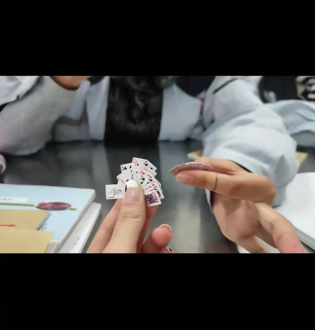 1 Set Kartu Bermain Poker Mini - Prank Toys ulasan dan harga