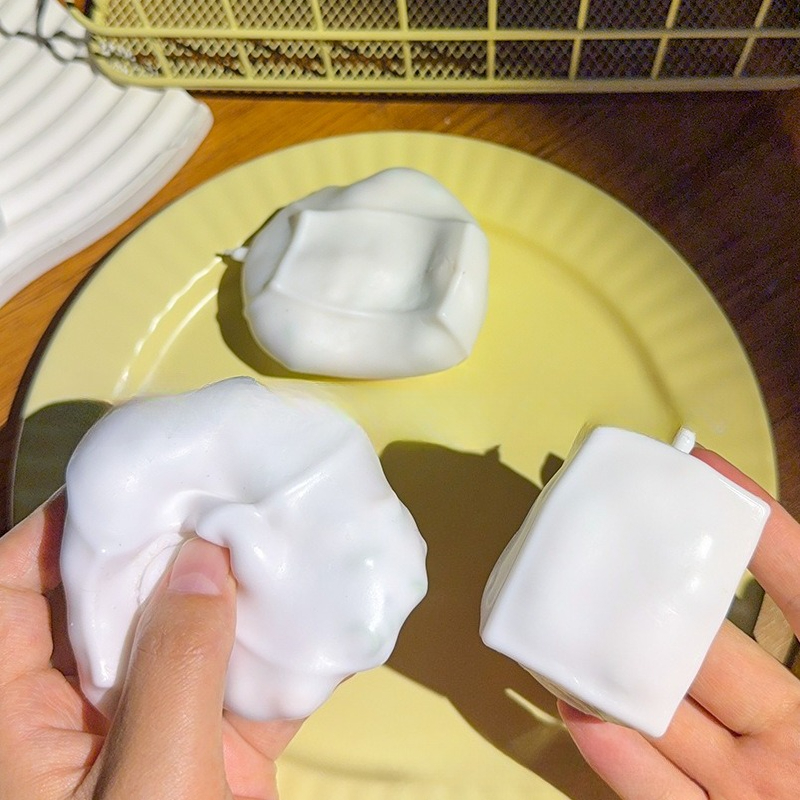 Bola Anti-Stres Bentuk Tahu, D - Novelty Gifts ulasan dan harga