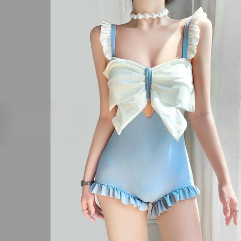 Pakaian Renang Wanita dengan D - Costumes ulasan dan harga